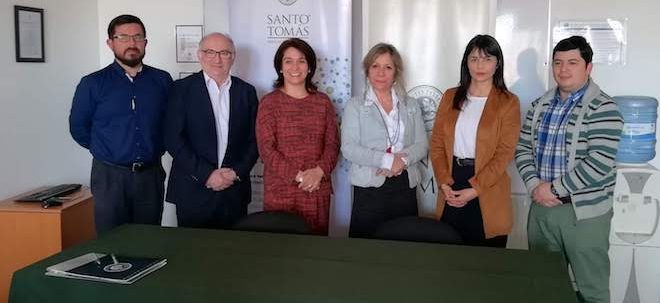 Estudiantes de Institución Santo Tomás podrán ejercer prácticas laborales en empresas asociadas a la Cámara de Comercio e Industrias de Valdivia